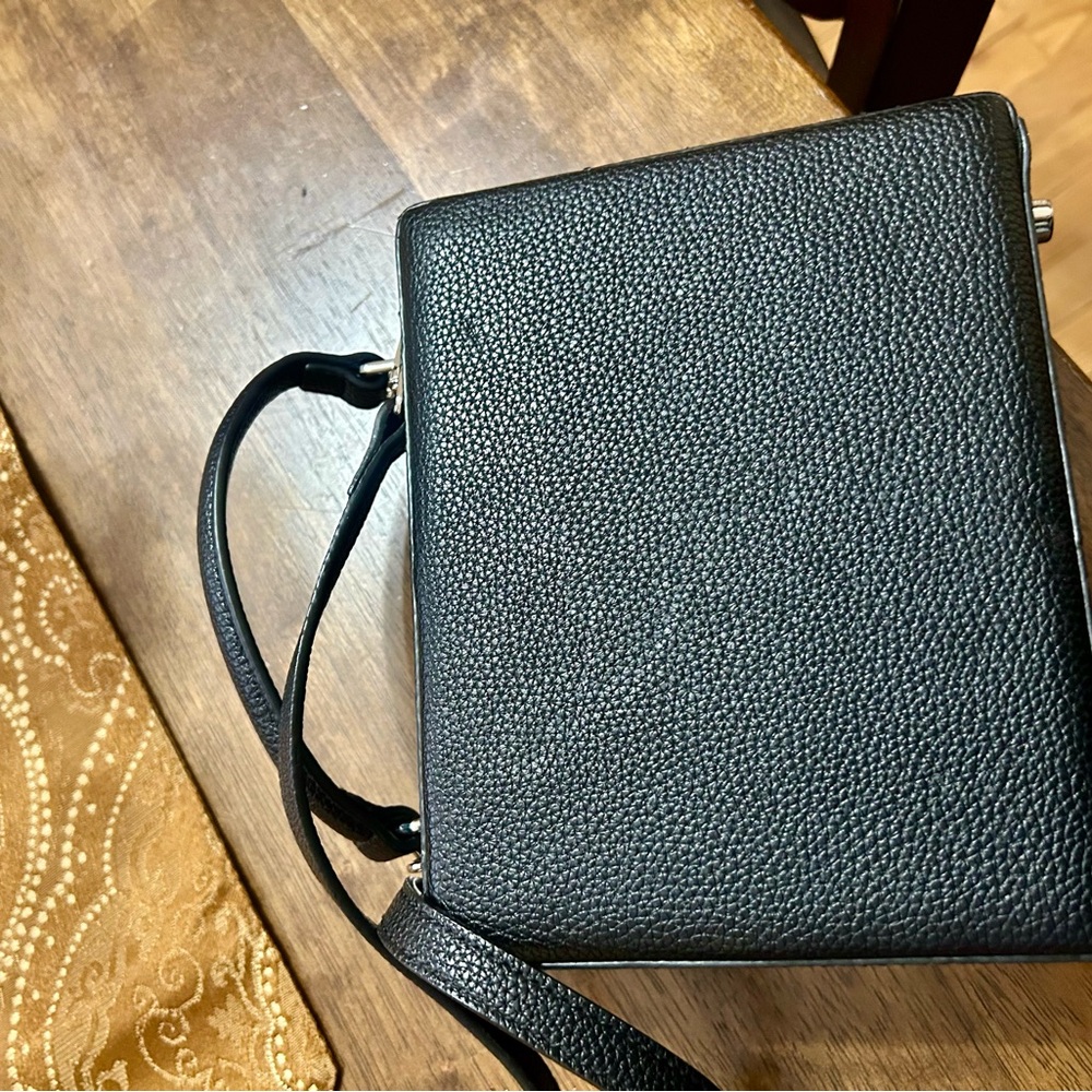 Brandon Blackwood Black Crossbody Bag - Picture 4 of 7
